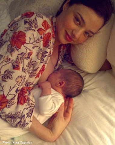 Miranda Kerr Breastfeeding